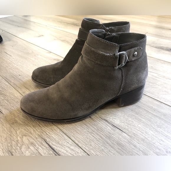 NATURALIZER Drewe Suede Buckle Bootie - Size 9 - Picture 2 of 11
